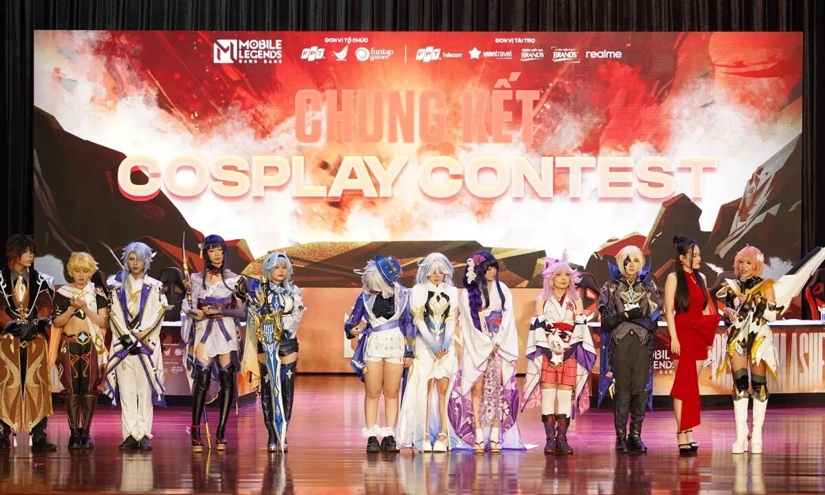 Hàng loạt các tiết mục hóa trang ấn tượng tại chung kết Cosplay Contest